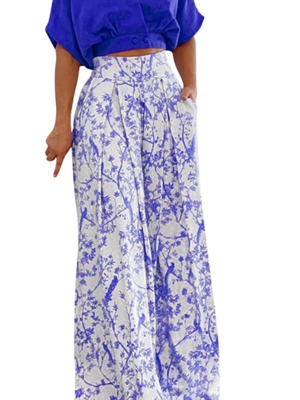 Blue and white two piece pant set - Picture 6 of 7